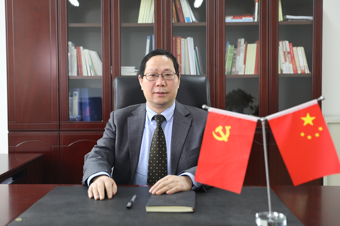 院长助理 林奉儒.png