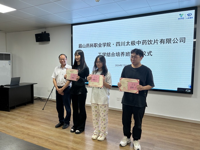 c70dccbac840033ce65c6afa6452092.jpg