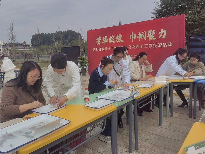 b729956d12916145fa2749035d789cc.jpg
