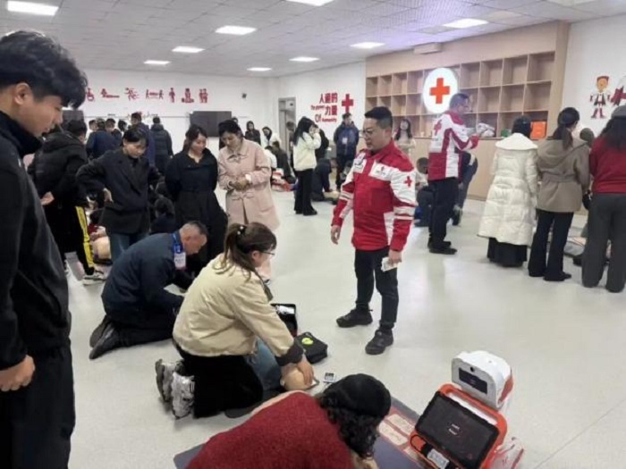 图片2.jpg 图片2.jpg