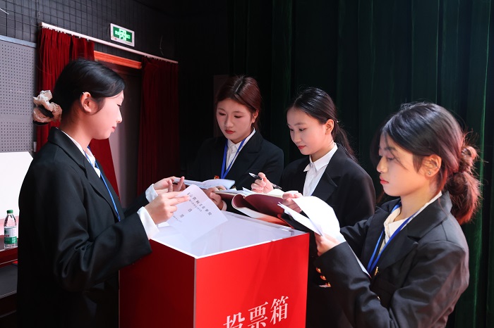 b931346e88fe5231b02a45d7c635541.jpg b931346e88fe5231b02a45d7c635541.jpg