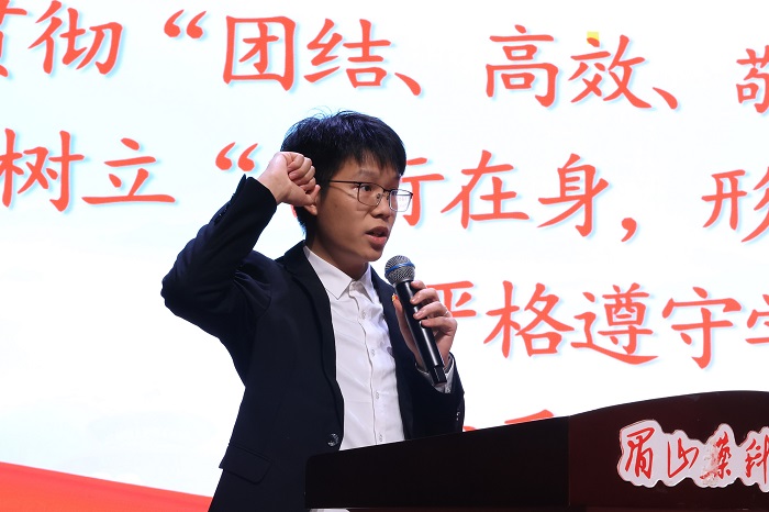 a54b2a92619303258275eb9ef08c6a2.jpg a54b2a92619303258275eb9ef08c6a2.jpg