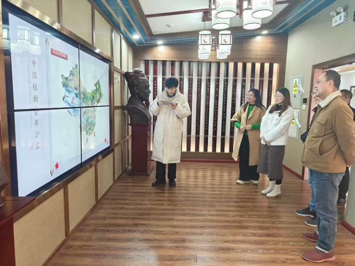 图片2.jpg 图片2.jpg