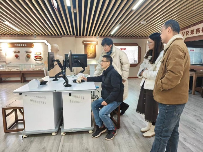 图片3.jpg 图片3.jpg