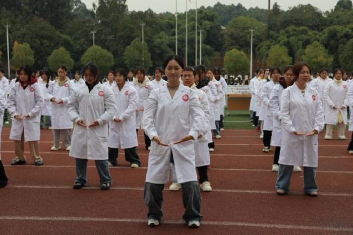 图片3.jpg 图片3.jpg