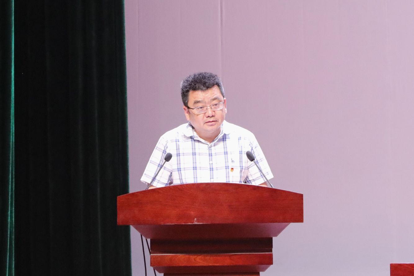 E:\学院照片\会议\0427团代会\微信图片_20190427183319.jpg