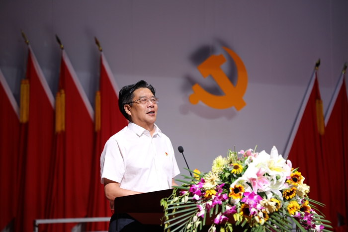 周讲话.jpg