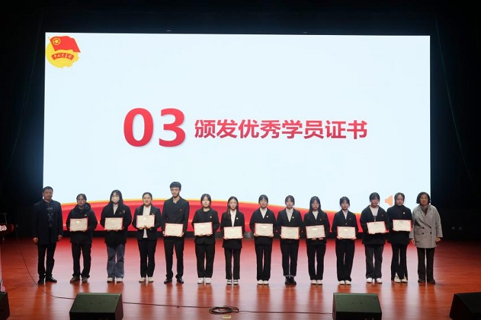 C:\Users\Administrator\Desktop\图片14.jpg
