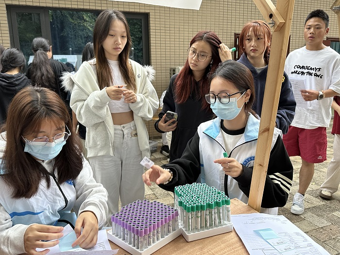 图片2.png 图片2.png