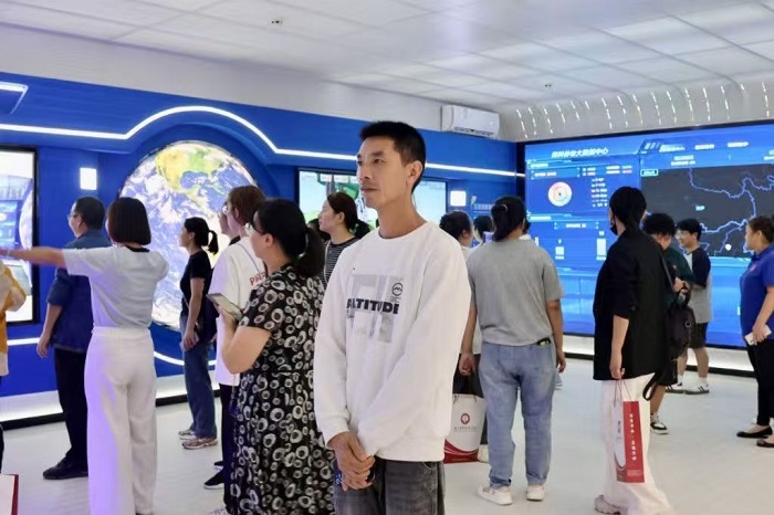 75a68da7ed19584af6a7e20ae85e752d.jpg 75a68da7ed19584af6a7e20ae85e752d.jpg