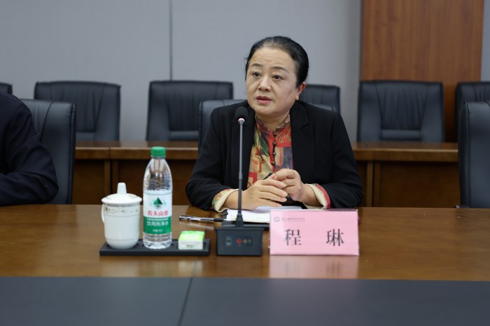 ab886caef140ae469b25754f9101876e.jpg ab886caef140ae469b25754f9101876e.jpg