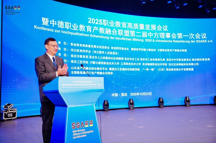 683bfdadf59a9eac96653698cdc1bef7.jpg 683bfdadf59a9eac96653698cdc1bef7.jpg