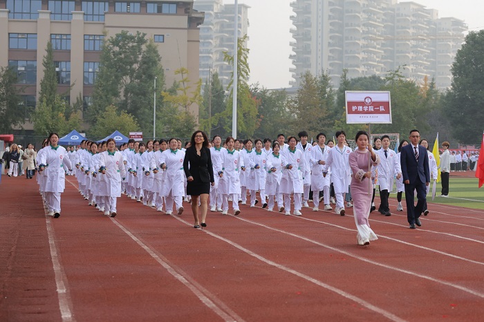 护理一队.JPG
