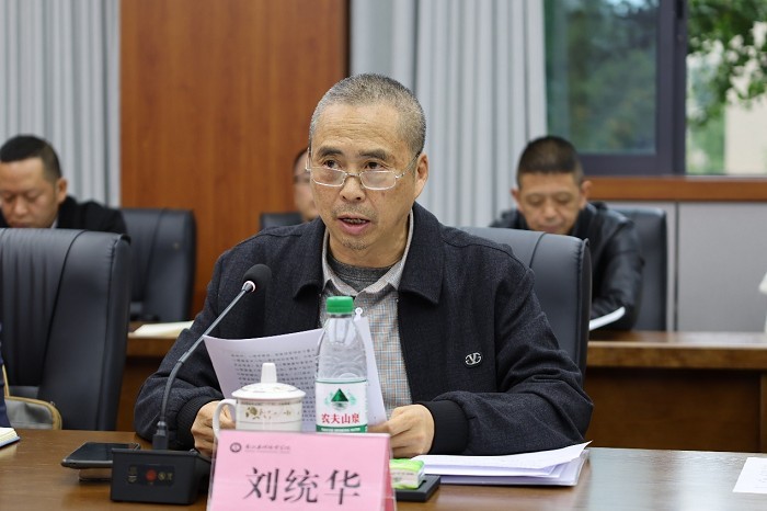 图片4.jpg 图片4.jpg