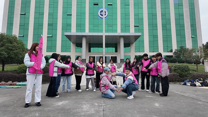 9cc88fb68cd1308541bbf3cc0e0c432.jpg 9cc88fb68cd1308541bbf3cc0e0c432.jpg