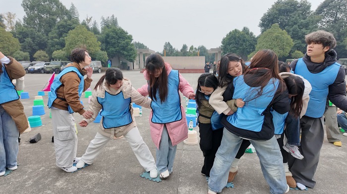 f7d7a6cb18bdf49a48bcee440907a29.jpg f7d7a6cb18bdf49a48bcee440907a29.jpg