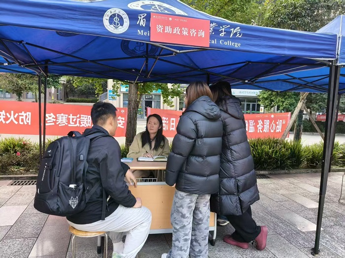 46635f1d2e53364fdd8abff6c83d05f2.jpg 46635f1d2e53364fdd8abff6c83d05f2.jpg