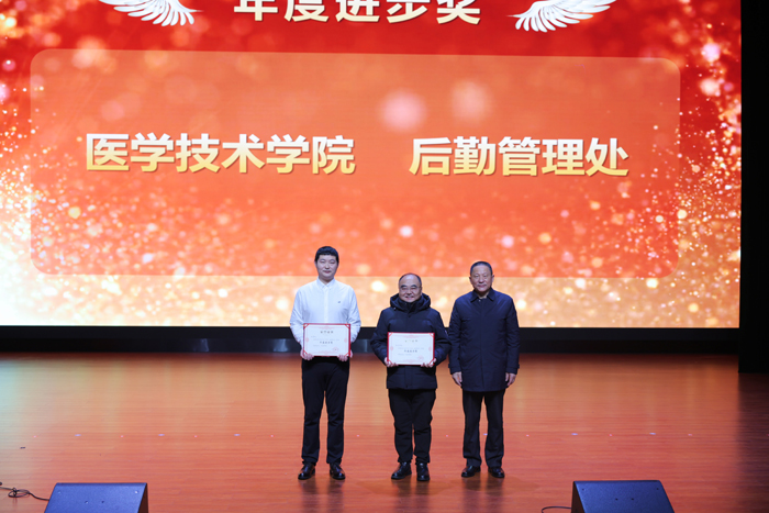 0J7A3272.jpg 0J7A3272.jpg