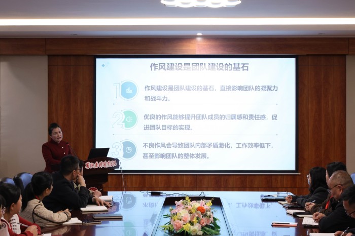 0J7A2774.jpg 0J7A2774.jpg