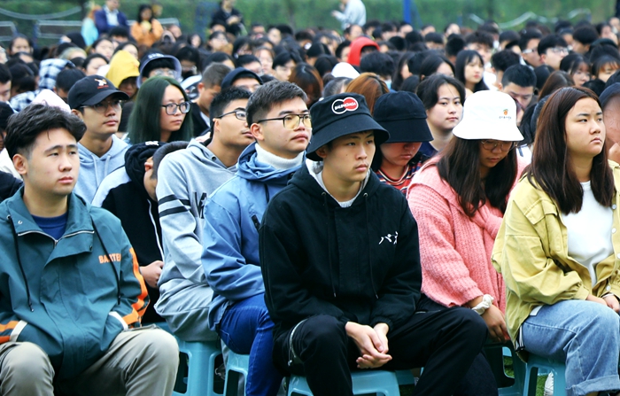 \\tsclient\E\1012开学典礼12.JPG \\tsclient\E\1012开学典礼12.JPG