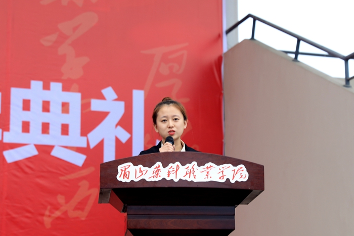 \\tsclient\E\1012开学典礼9.JPG \\tsclient\E\1012开学典礼9.JPG