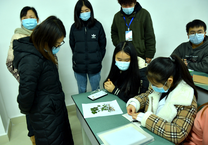 C:\Users\remoteapp\Pictures\教书育人分享会\疫情防控推进会\中药与营养学院\大赛3.png C:\Users\remoteapp\Pictures\教书育人分享会\疫情防控推进会\中药与营养学院\大赛3.png