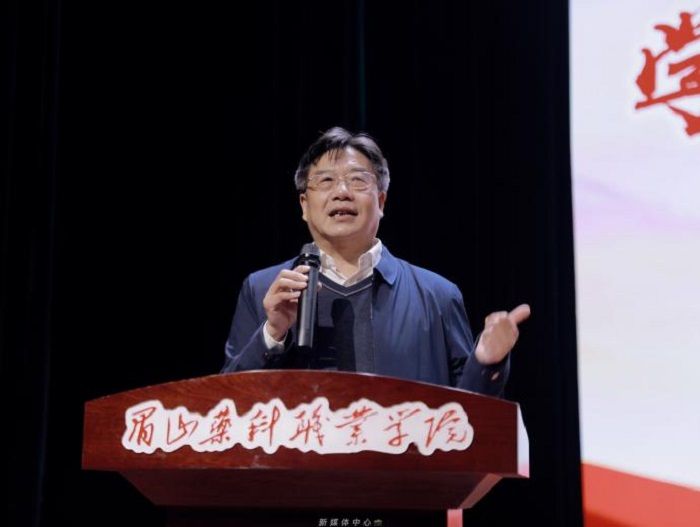 图片33.jpg 图片33.jpg
