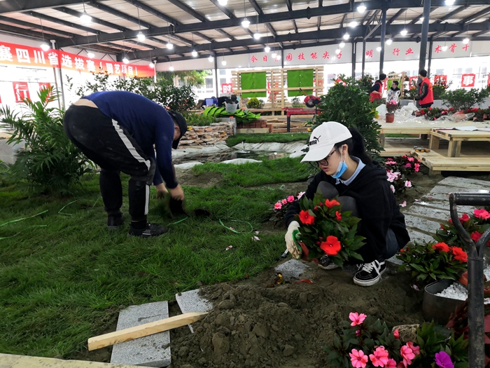 \\tsclient\E\1103获奖4.jpg \\tsclient\E\1103获奖4.jpg