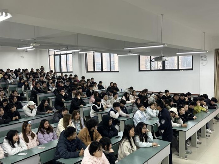 图片15.jpg 图片15.jpg