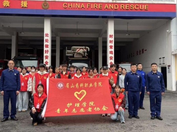 图片18.jpg 图片18.jpg