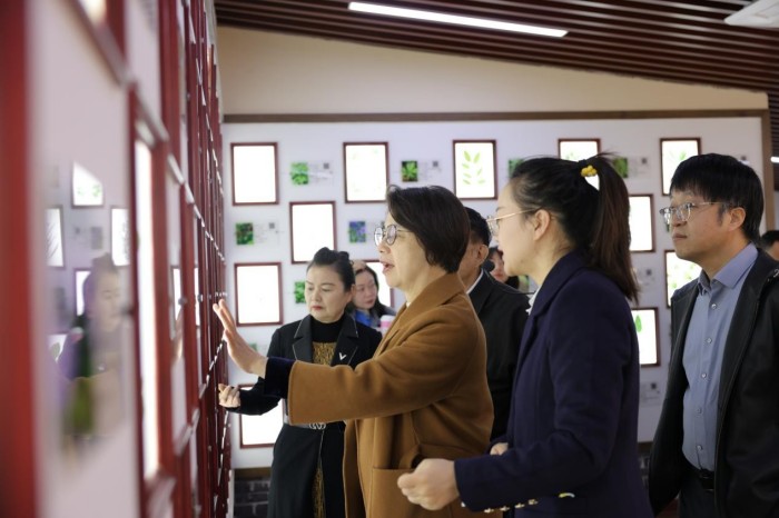 图片2.jpg 图片2.jpg