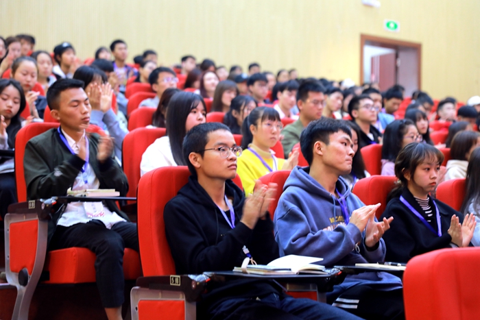 C:\Users\remoteapp\Pictures\1113学代会8.jpg C:\Users\remoteapp\Pictures\1113学代会8.jpg