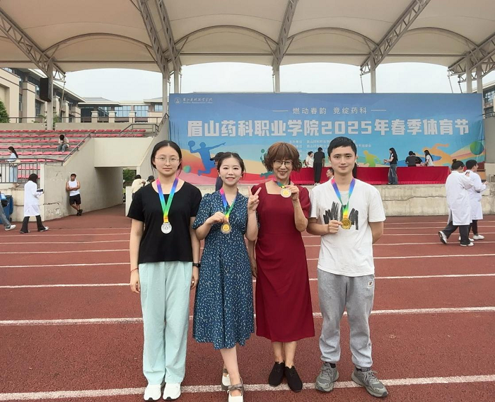 图片2.png 图片2.png
