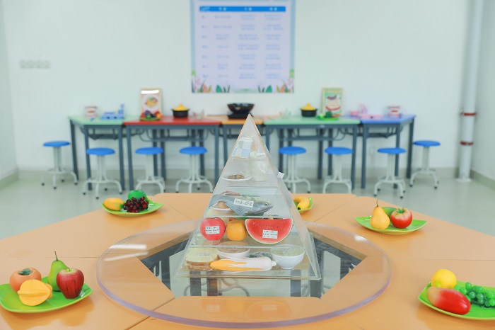幼儿保健与保健实训室(3).JPG