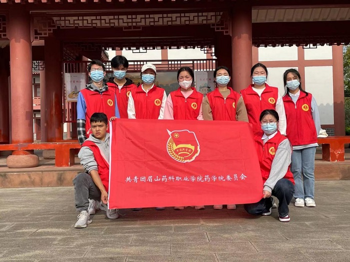 图片4.jpg 图片4.jpg