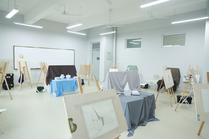 美术实训室(1).JPG