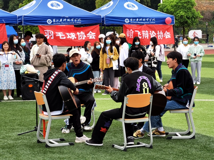招新10.jpg 招新10.jpg
