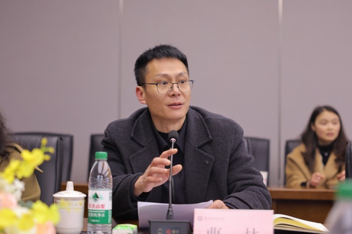 曹林.JPG 曹林.JPG