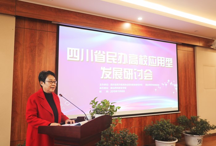 郭校.jpg 郭校.jpg