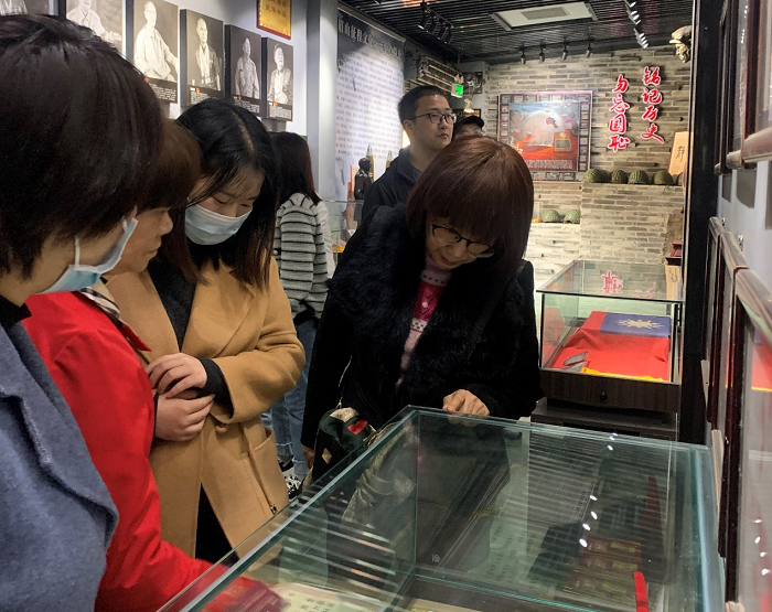 图片2.png 图片2.png