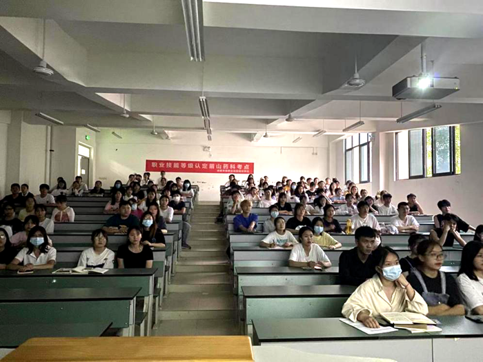 团3.png 团3.png
