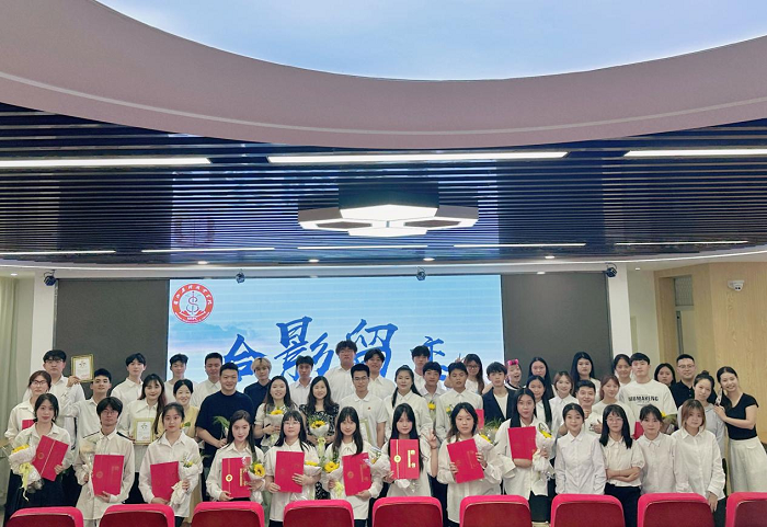 图片4.png 图片4.png