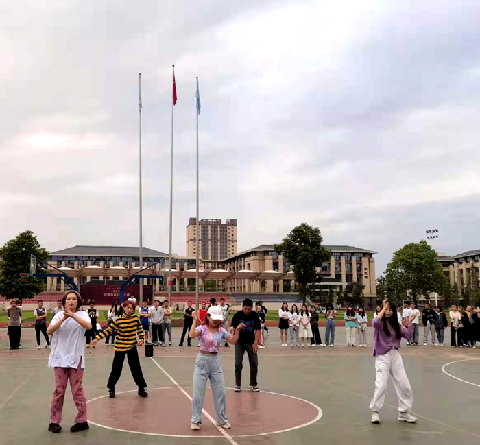 \\tsclient\E\篮球赛0428\图片7.png \\tsclient\E\篮球赛0428\图片7.png