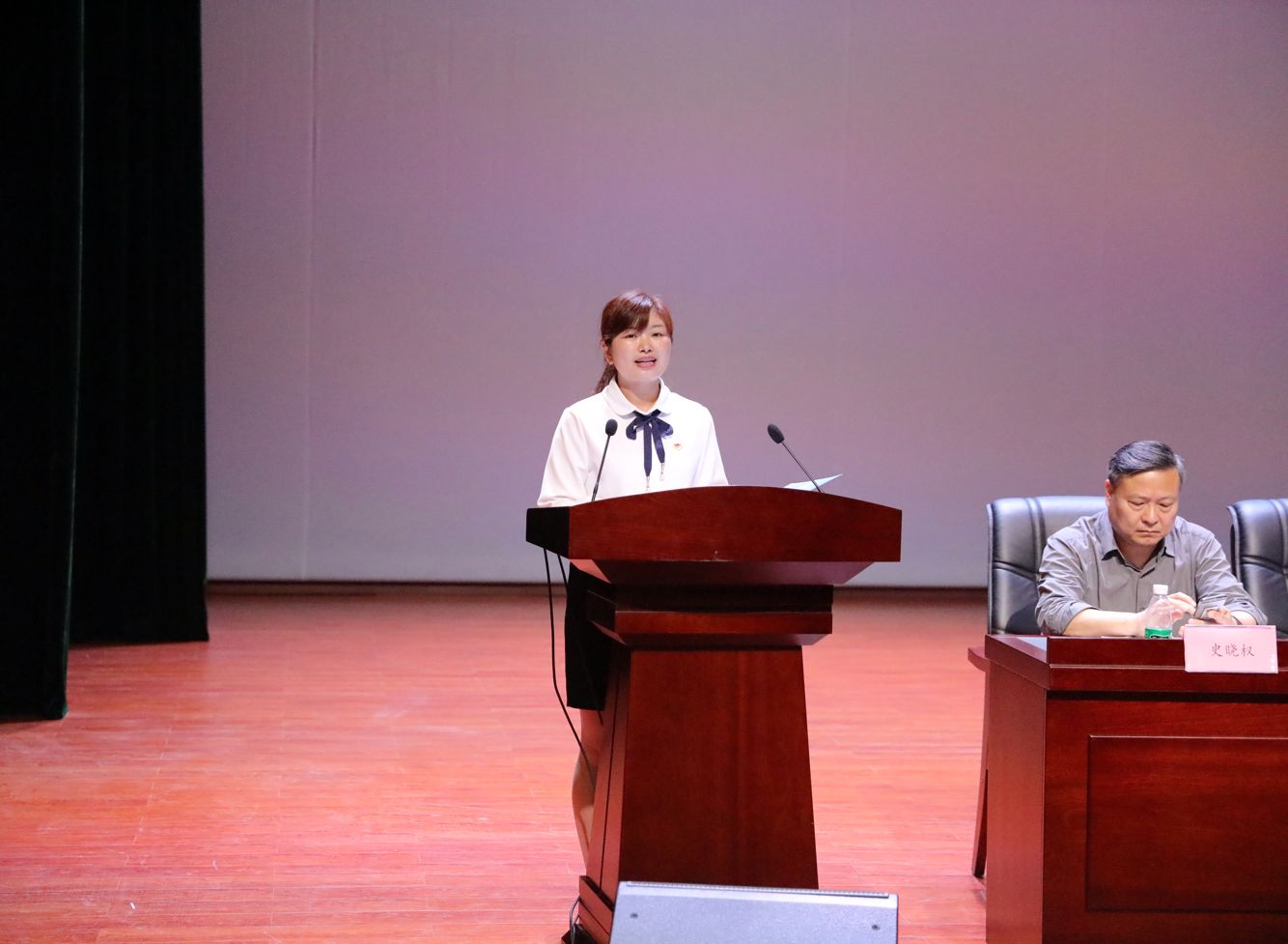 E:\学院照片\会议\0427团代会\微信图片_20190427183323.jpg E:\学院照片\会议\0427团代会\微信图片_20190427183323.jpg