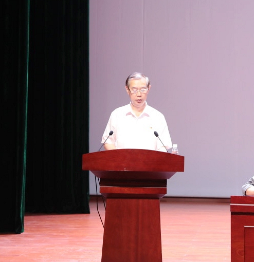 E:\学院照片\会议\0427团代会\曾校讲话.jpg E:\学院照片\会议\0427团代会\曾校讲话.jpg