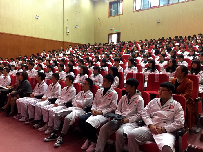 \\tsclient\E\1017会场2.jpg \\tsclient\E\1017会场2.jpg