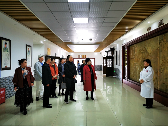 \\tsclient\E\1026参观2.jpg \\tsclient\E\1026参观2.jpg
