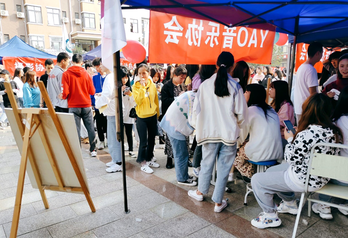 \\tsclient\E\1028社团招新现场.png \\tsclient\E\1028社团招新现场.png