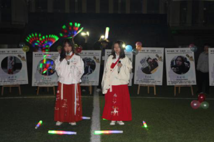 C:\Users\remoteapp\Pictures\新建文件夹\赵心怡、周平湘 《新贵妃醉酒》.png C:\Users\remoteapp\Pictures\新建文件夹\赵心怡、周平湘 《新贵妃醉酒》.png