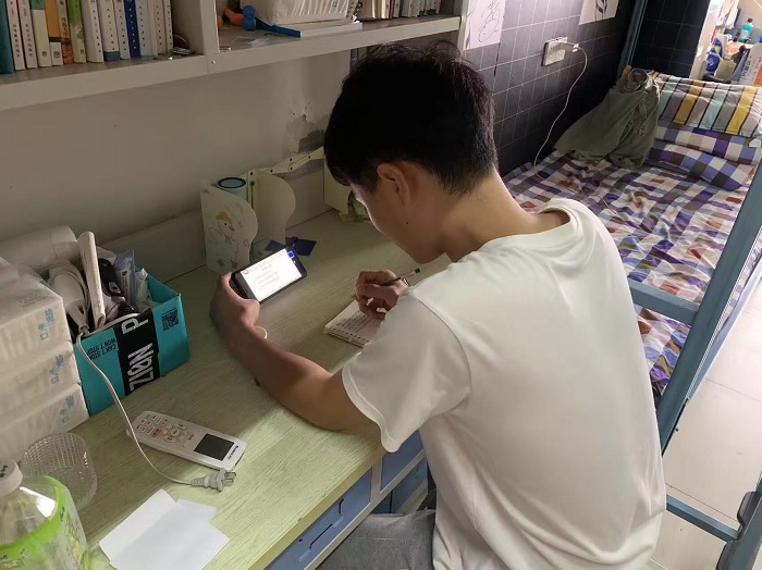 思政6.jpg 思政6.jpg